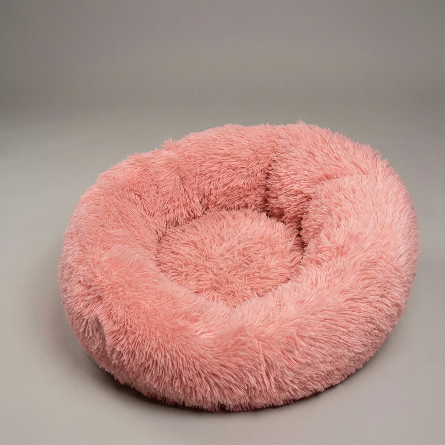 Cozy and Fluffy Pet Bed